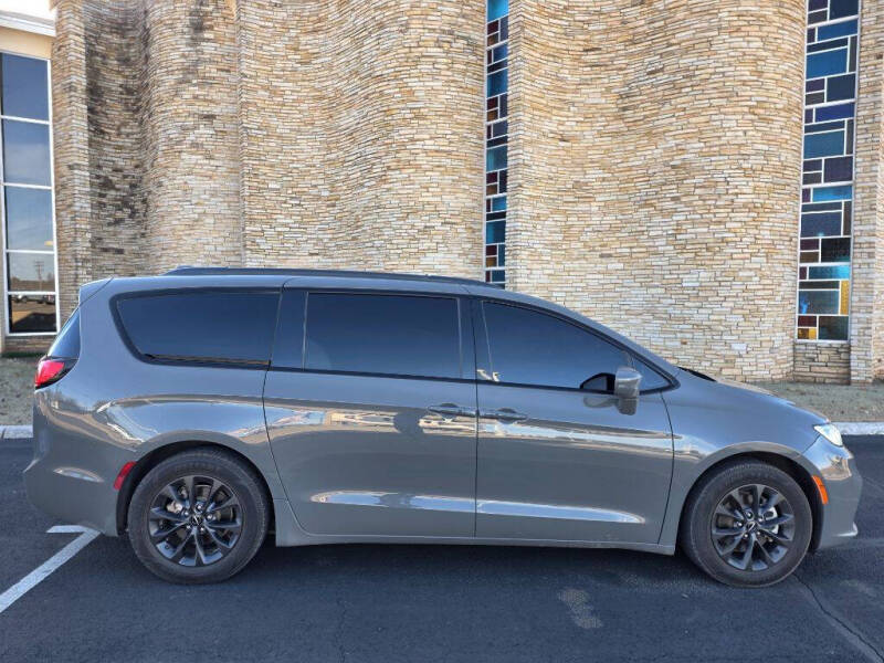 2021 Chrysler Pacifica Touring