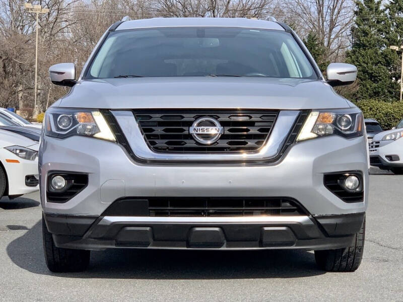 2017 Nissan Pathfinder SV