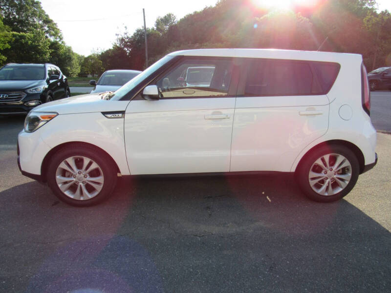 2016 Kia Soul +