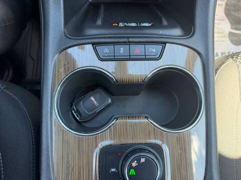 2022 GMC Acadia SLE