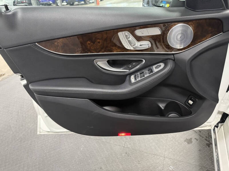 2015 Mercedes-Benz C-Class C 300 4MATIC