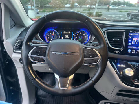 2017 Chrysler Pacifica