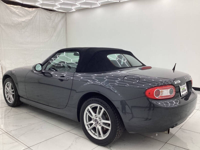2015 Mazda MX-5 Miata Sport