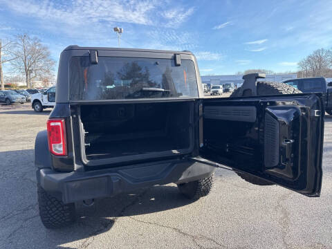 2023 Ford Bronco Base Advanced