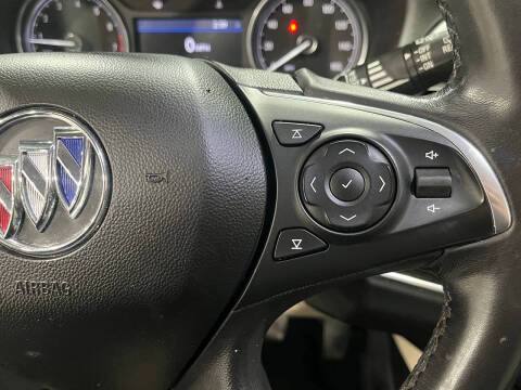 2020 Buick Enclave Essence