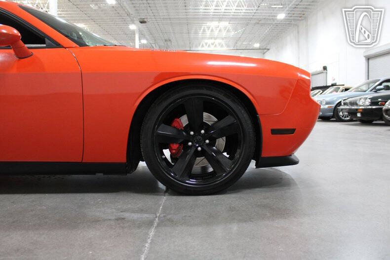 2009 Dodge Challenger SRT8