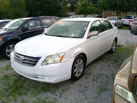 2005 Toyota Avalon XL