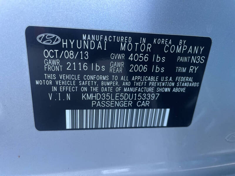 2013 Hyundai Elantra GT Base photo 29