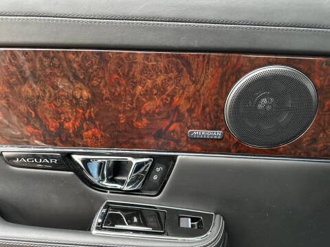 2016 Jaguar XJL Portfolio