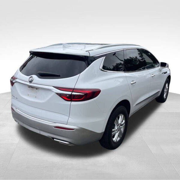 2020 Buick Enclave Essence