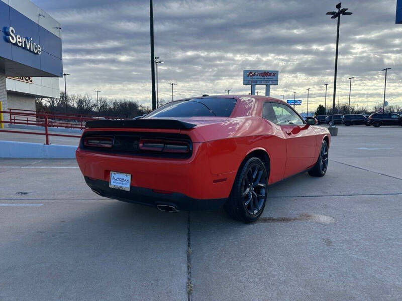 2021 Dodge Challenger SXT