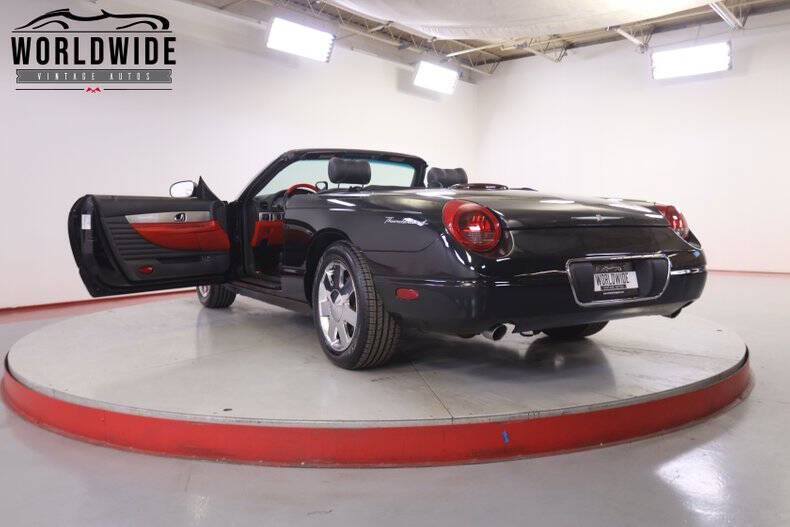 2002 Ford Thunderbird Deluxe