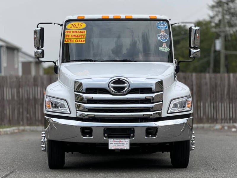 2025 Hino L6