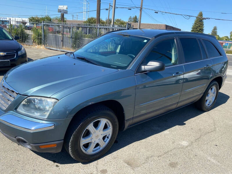 2005 Chrysler Pacifica for sale at Lifetime Motors AUTO in Sacramento CA