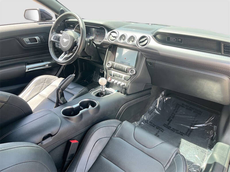 2022 Ford Mustang Mach 1