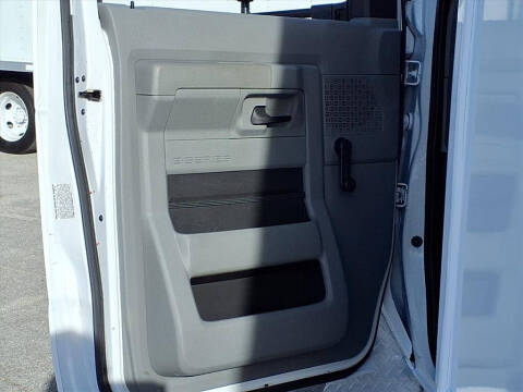 2018 Ford E-Series E-450 SD