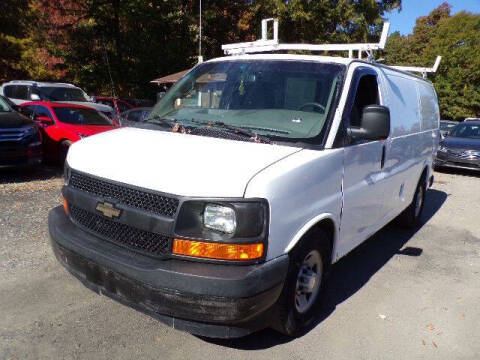 2017 Chevrolet Express for sale at Select Cars Of Thornburg in Fredericksburg VA