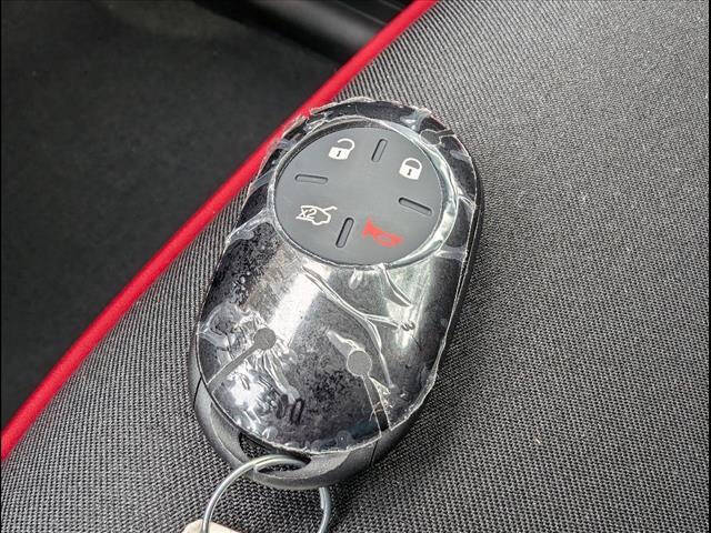 2024 FIAT 500e Inspi(RED)