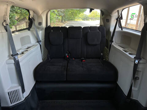 2015 Dodge Grand Caravan SXT Plus