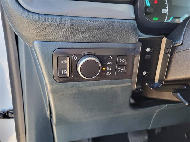 2022 Ford Maverick XL