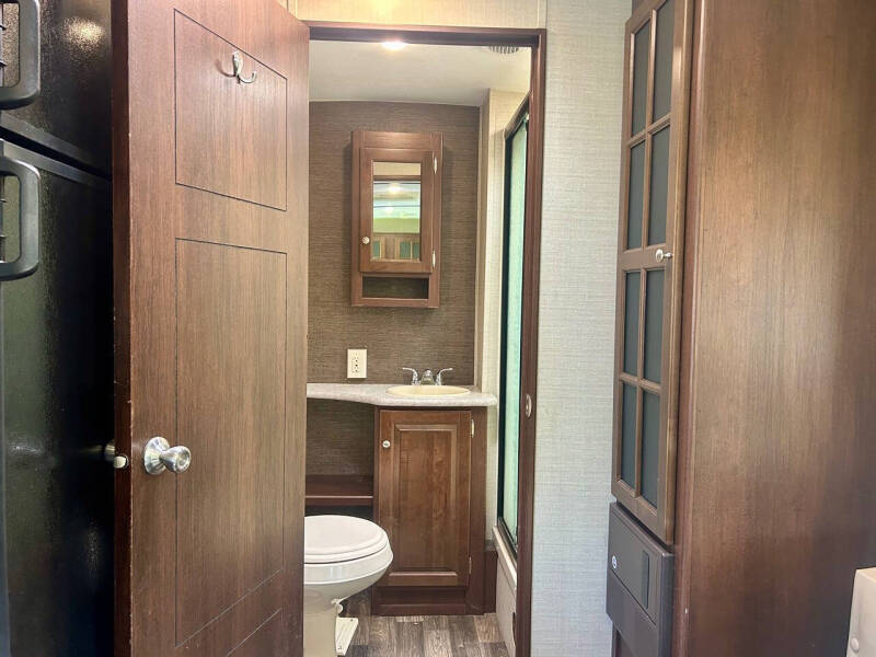 2017 Keystone RV Premier