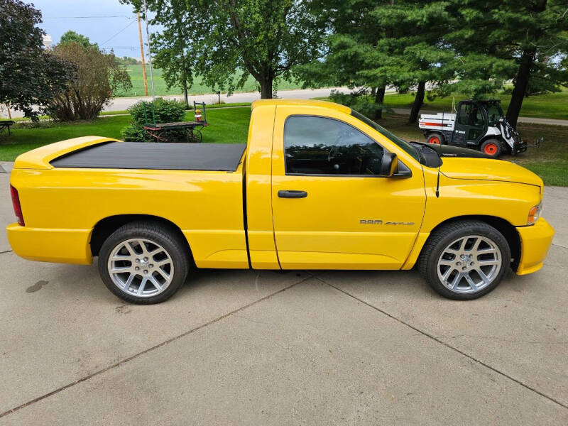 2005 Dodge Ram 1500 SRT-10