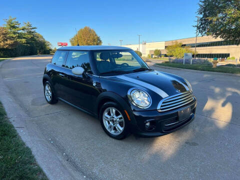 2012 MINI Cooper Hardtop for sale at Q and A Motors in Saint Louis MO