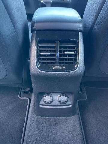 2017 Kia Cadenza Premium