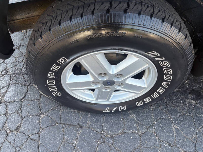 2007 Ford Escape XLS