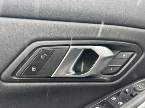 2024 BMW 3 Series 330i xDrive