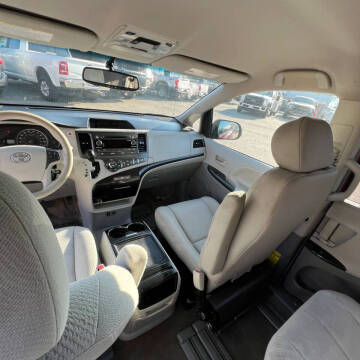 2013 Toyota Sienna