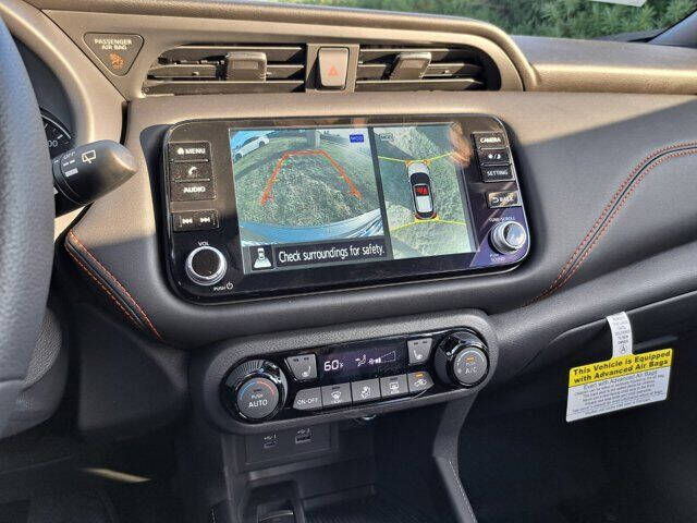 2024 Nissan Kicks SR