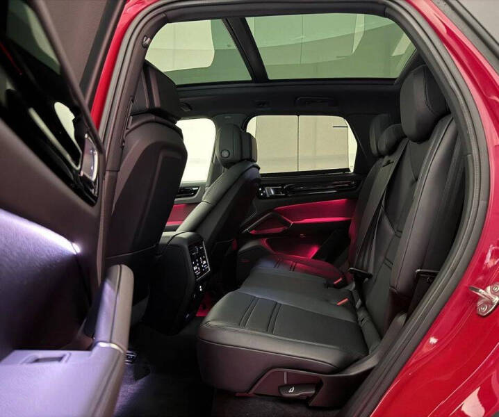 2023 Porsche Cayenne