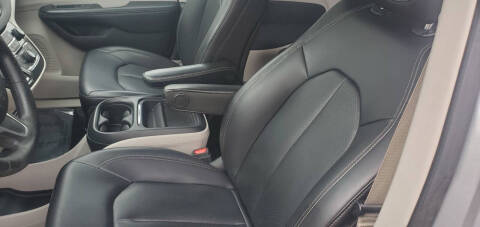 2020 Chrysler Voyager LXi