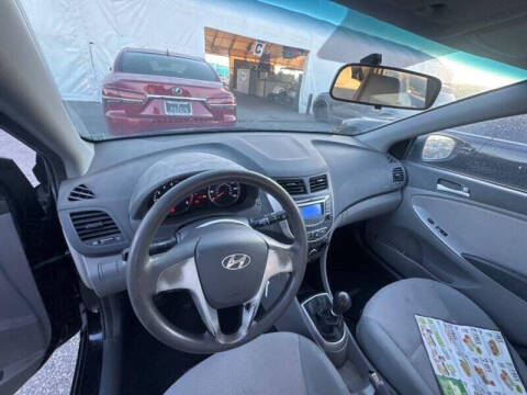 2013 Hyundai Accent GS