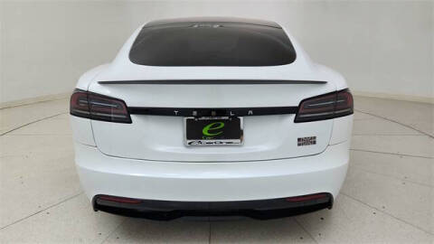 2023 Tesla Model S Plaid