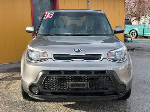 2015 Kia Soul +