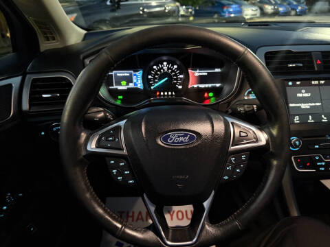 2018 Ford Fusion Energi SE Luxury