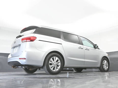 2015 Kia Sedona LX