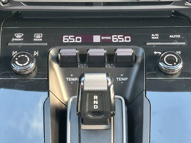 2023 Porsche 911 Carrera GTS