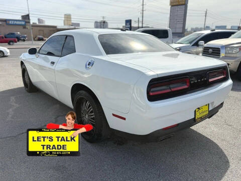 2015 Dodge Challenger SXT