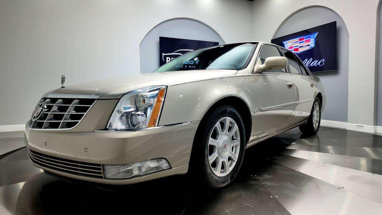 2009 Cadillac DTS 15
