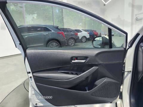 2020 Toyota Corolla Hatchback SE
