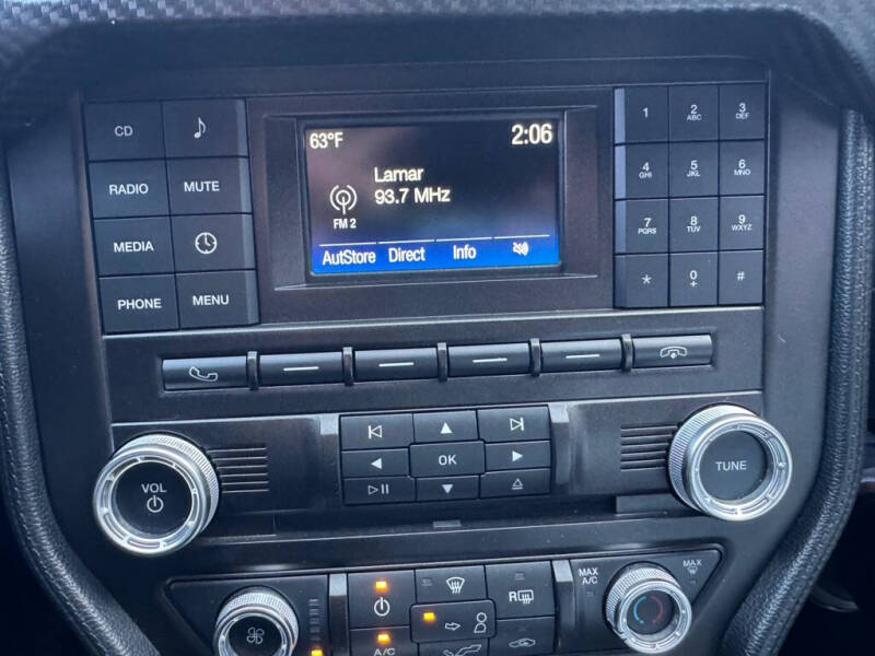 2017 Ford Mustang V6