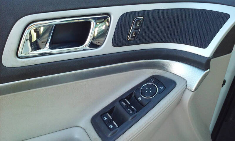 2011 Ford Explorer XLT