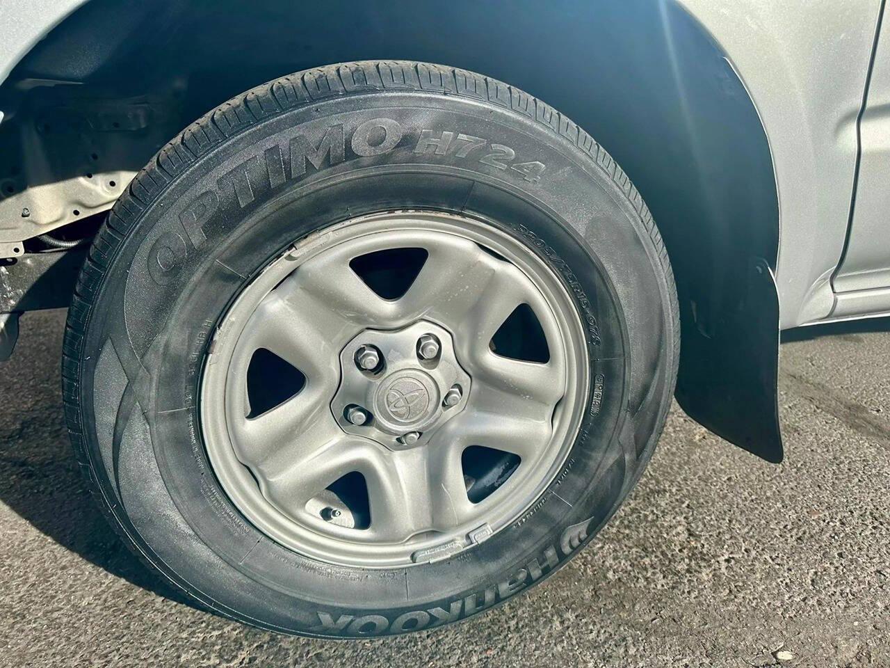 2004 Toyota Tacoma for sale at HUDSONS AUTOS in Gilbert, AZ