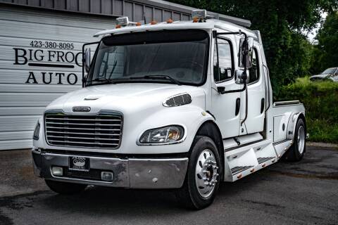2005 Freightliner M2 106 for sale at Big Frog Auto in Cleveland TN