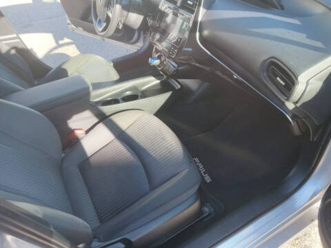 2016 Toyota Prius Two