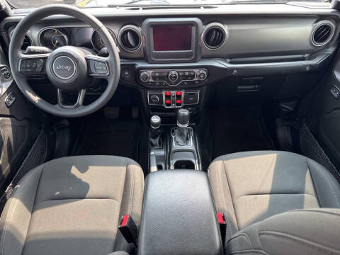 2023 Jeep Gladiator Willys