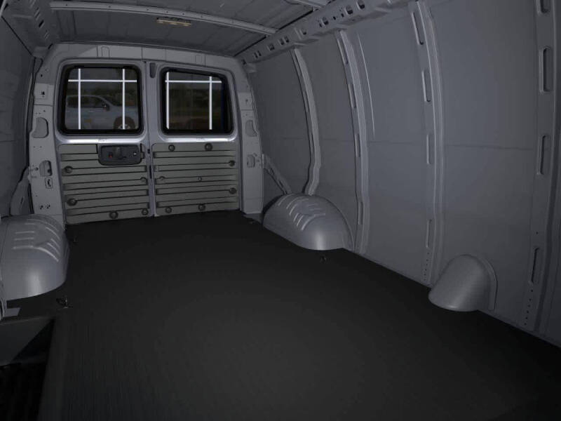 2025 Chevrolet Express 2500